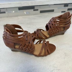 Wild Diva Strappy Wedge Sandals size 6.5